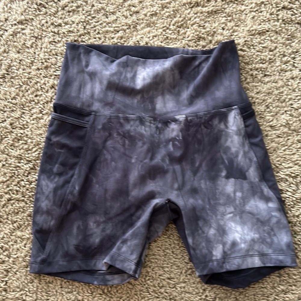 Born Primitive Eccentric Shorts